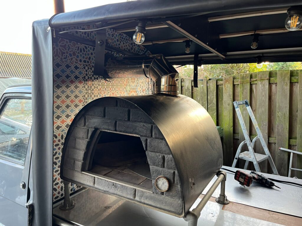 De Liemers BBQ pizzaoven